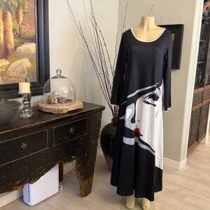 polyester/cotton blend MAXI DRESS w/ long sleeves a deep scoop neckline